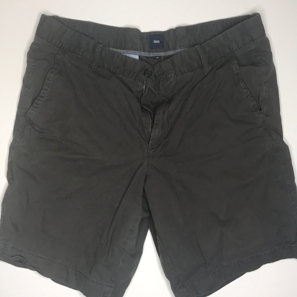 Gap shorts